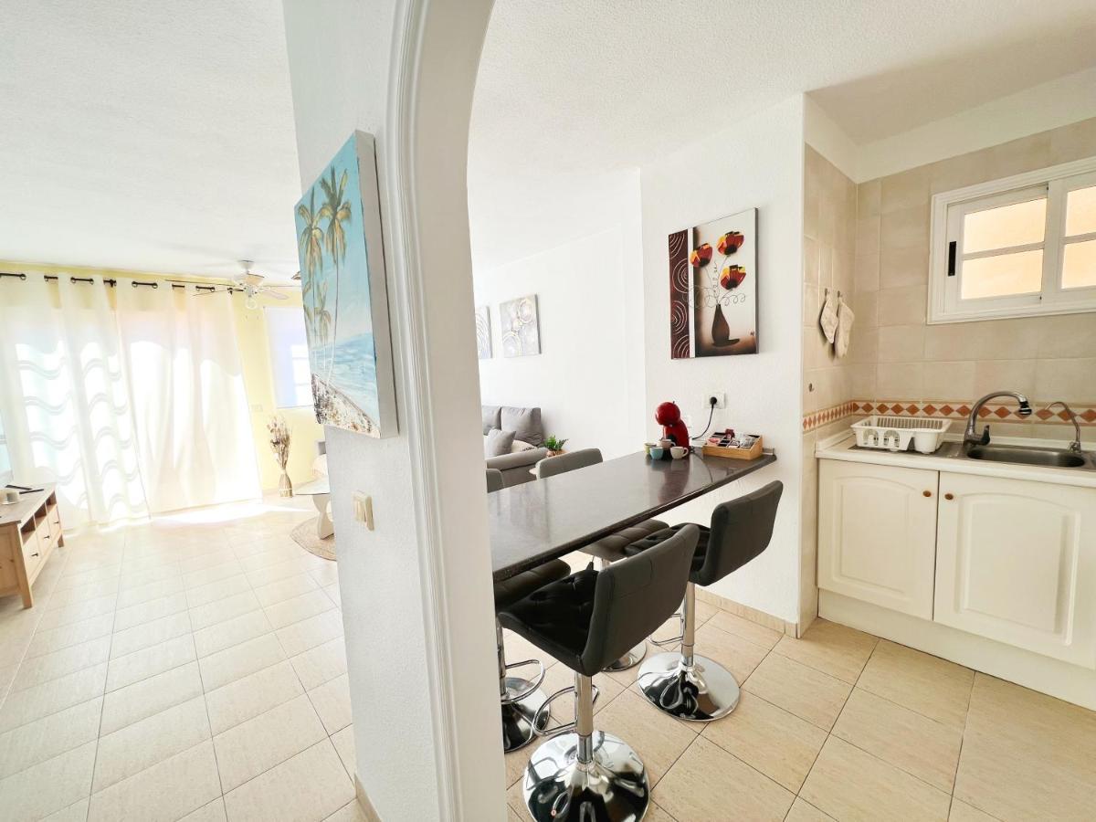 !!! Relaxing View, The Heights Apartment With Terrace And Heated Pools, Los Cristianos Los Cristianos  Esterno foto